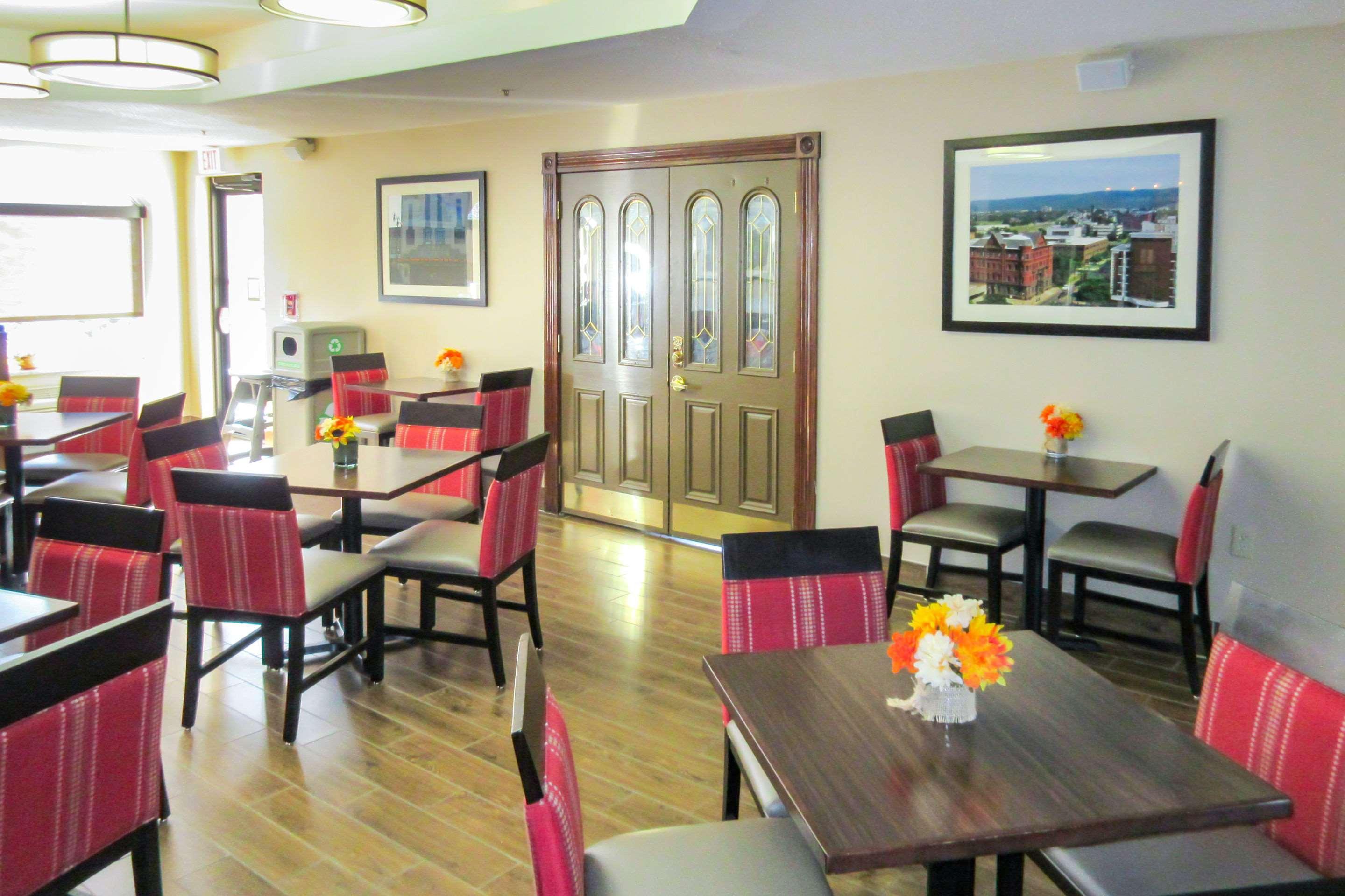 Comfort Inn & Suites Wilkes Barre - Arena Экстерьер фото