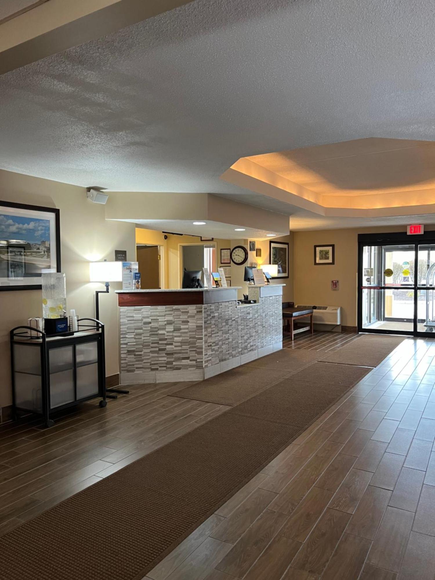 Comfort Inn & Suites Wilkes Barre - Arena Экстерьер фото