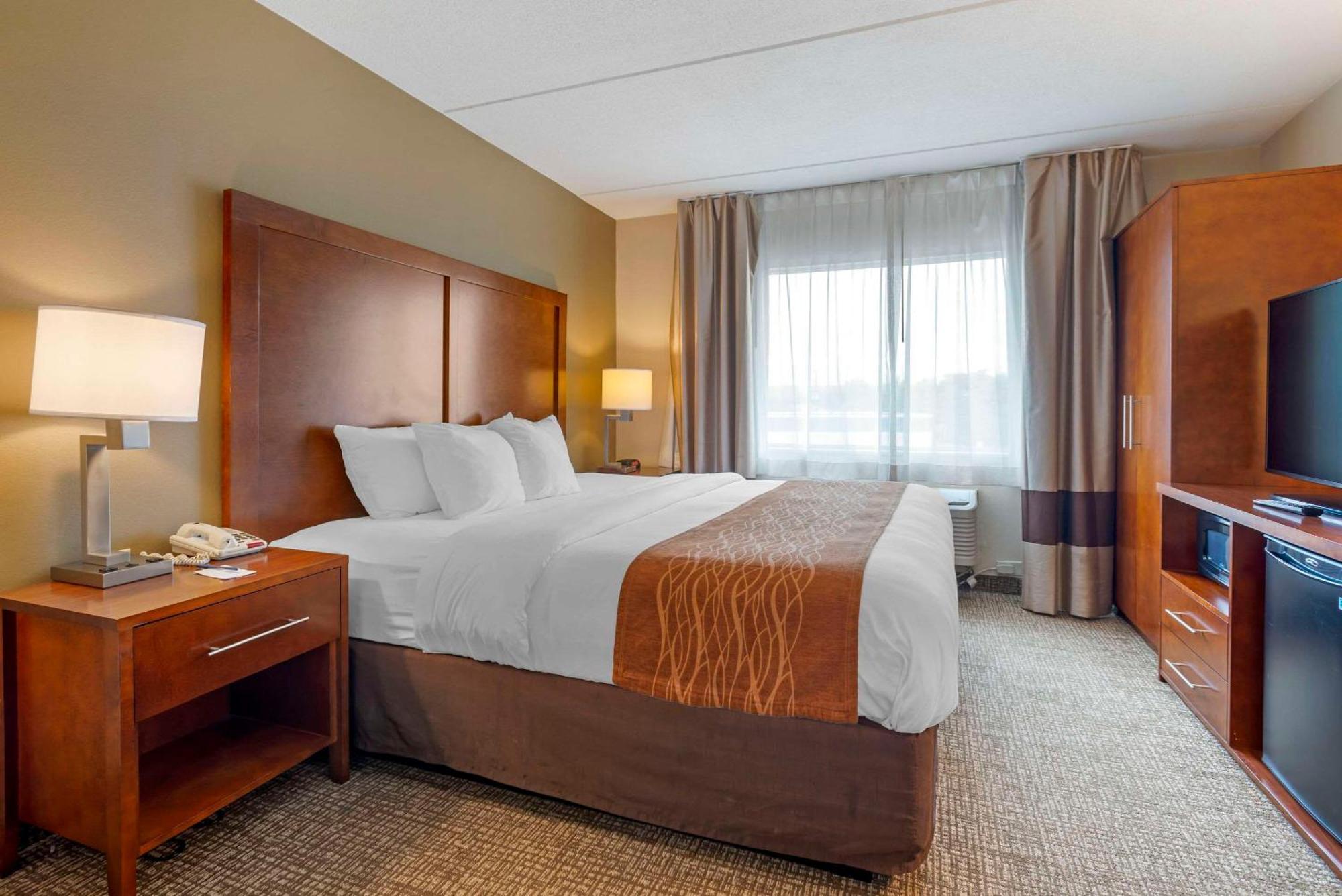 Comfort Inn & Suites Wilkes Barre - Arena Экстерьер фото