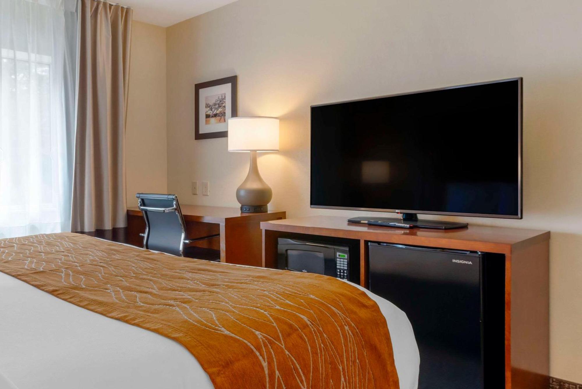Comfort Inn & Suites Wilkes Barre - Arena Экстерьер фото