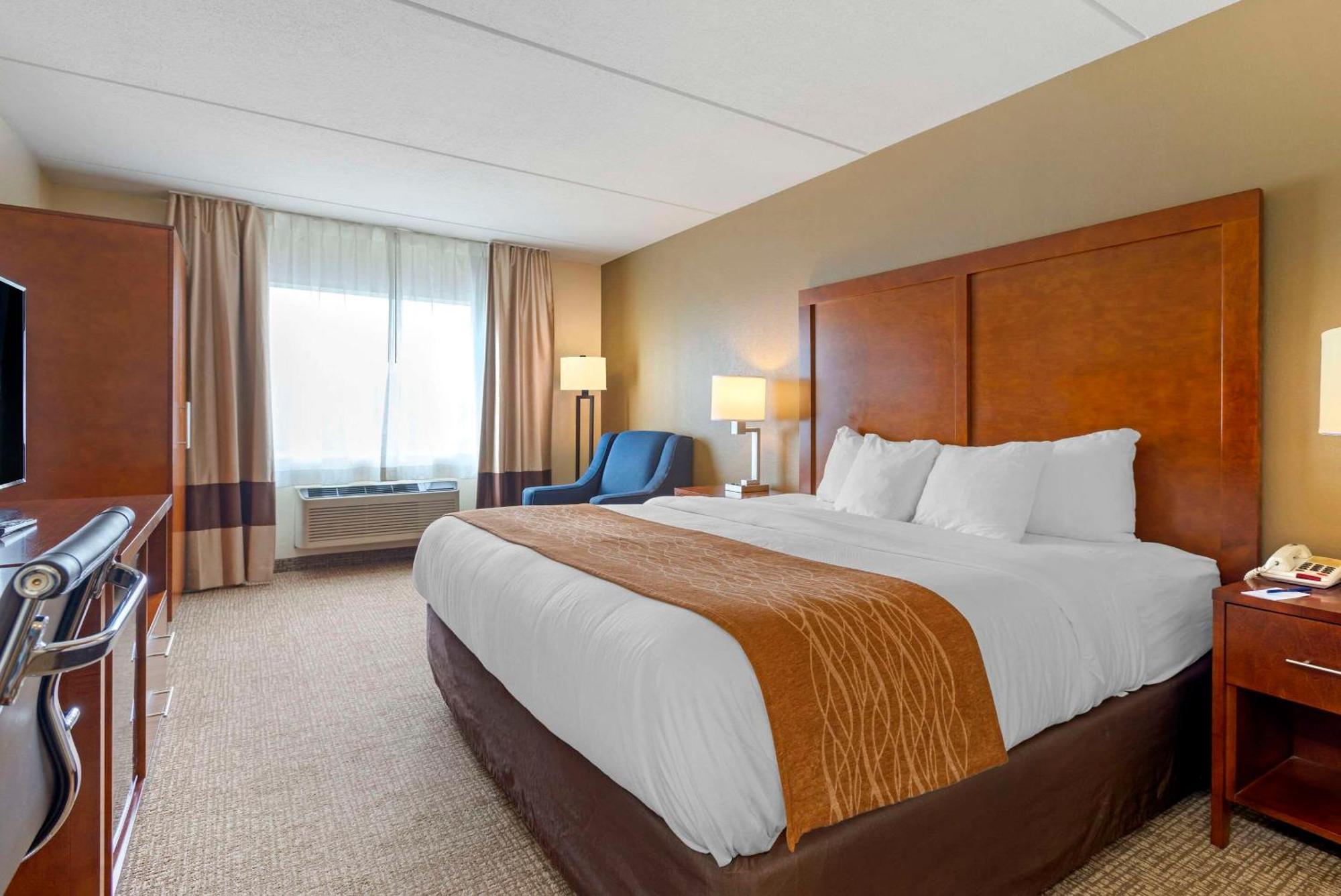 Comfort Inn & Suites Wilkes Barre - Arena Экстерьер фото